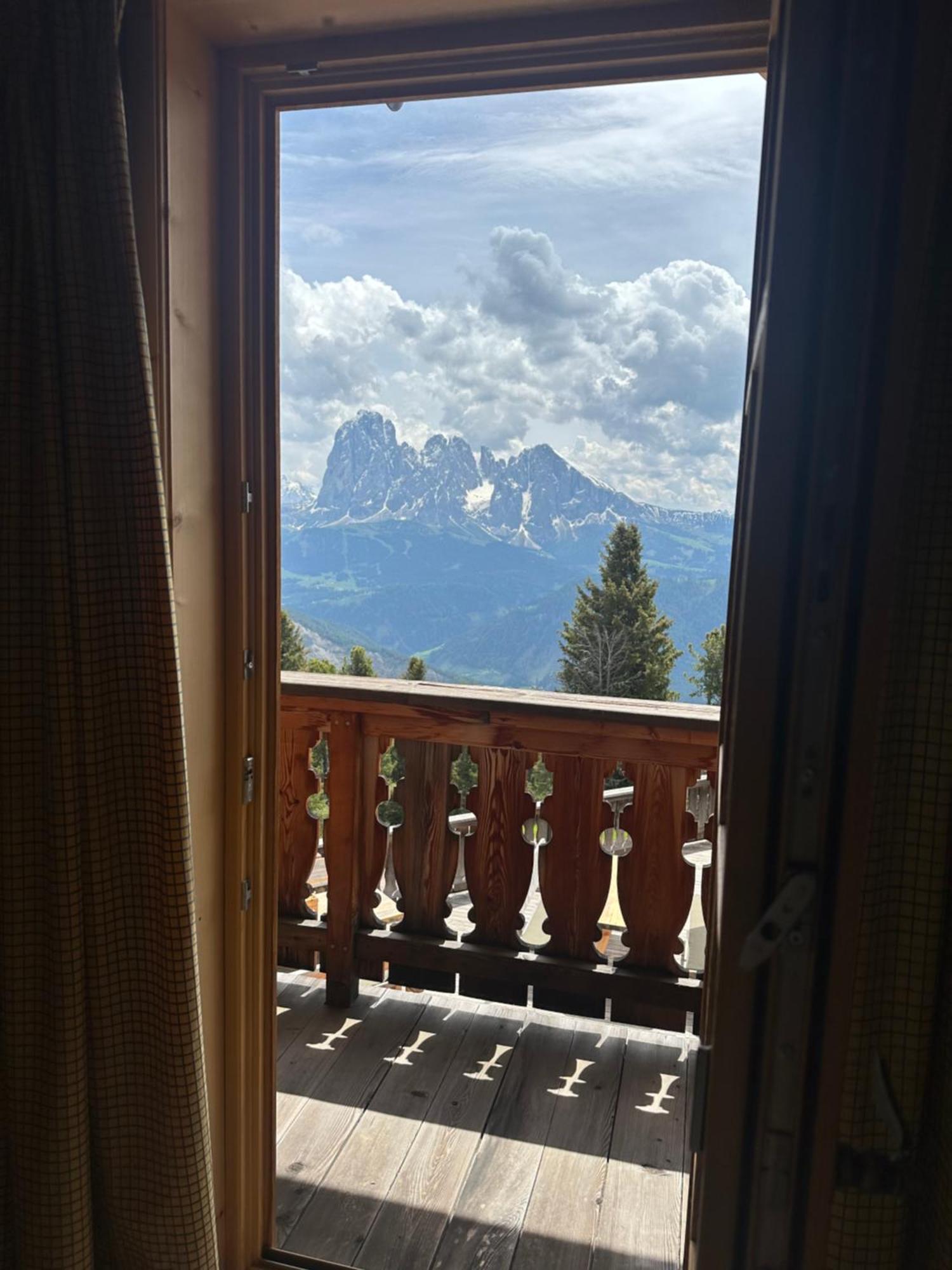 Chalet Da Mont Resciesa Ortisei Exterior photo